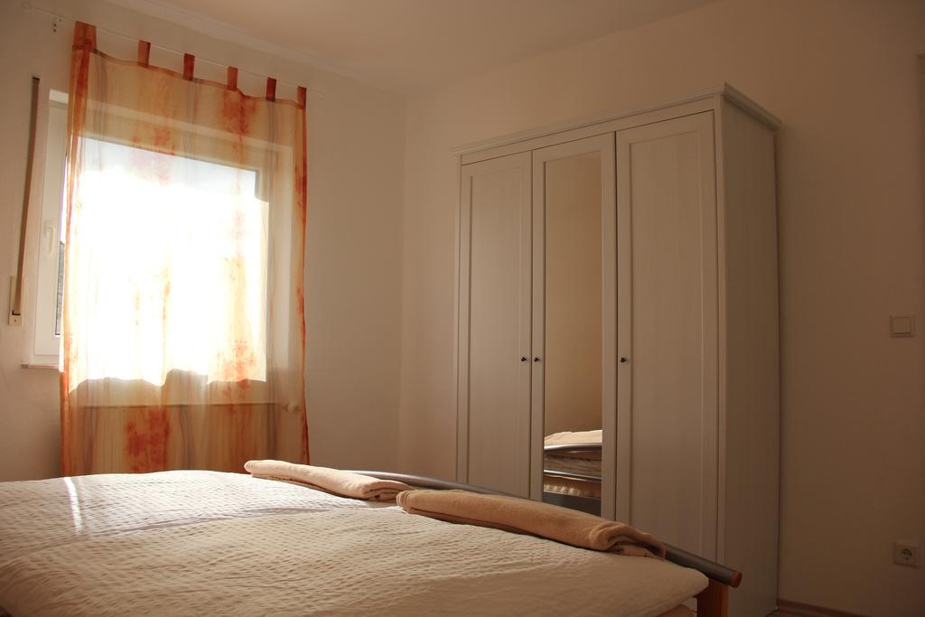 Ferienwohnung Weber-Rolinger Andernach Room photo